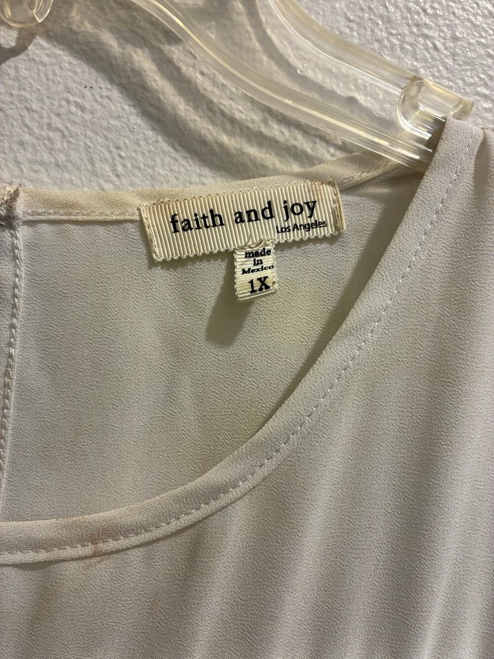 Faith & Joy Women's 1X Striped Short Sleeve Top with Lace Detail